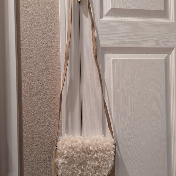 furry crossbody purse - Picture 4 of 4